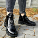 Kozaki damskie na obcasie: Elegancja i funkcjonalność w jednym