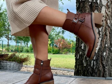 trapery damskie skórzane